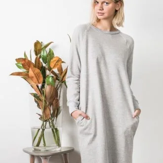 Трикотажное платье на размеры 36–44 EUR