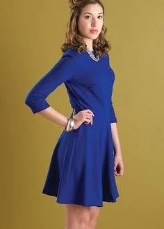 Приталенное платье с рукавами 3/4 и расклешённой юбкой, размеры XS–XL