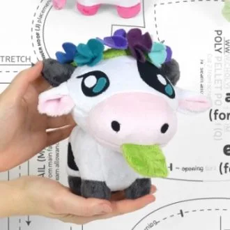 Плюшевая корова