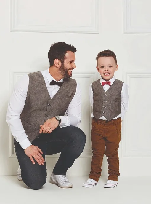 Жилет в стиле Family Look для папы (M, L, XL) и сына (3-8 лет) — лист 1