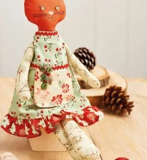 Кошка в платье с фартуком (Мягкая игрушка)