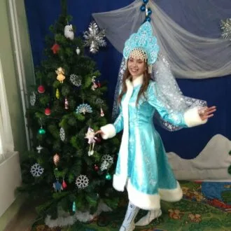 Пальто Снегурочки с меховой отделкой, размеры 40, 46, 54