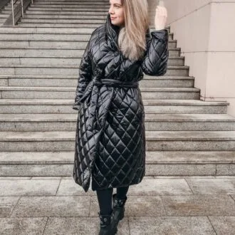 Женский модный плащ-куртка "Черное золото"из готовой стежки