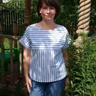 Женская блуза с короткими рукавами (40-58 российские)
