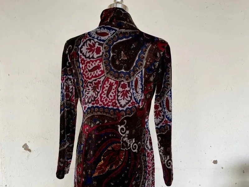 Сукня з високим коміром (S-XXXL)