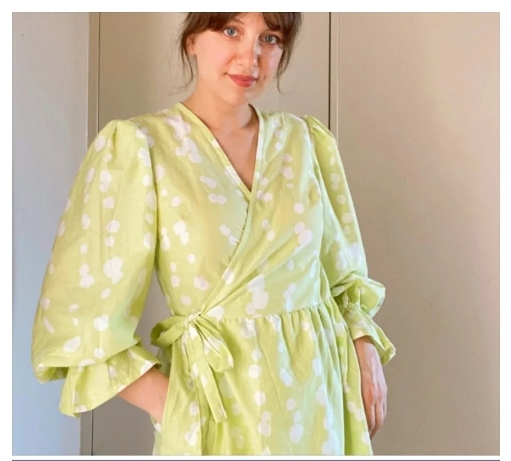 Платье с запахом и объемными рукавами, XS-XL